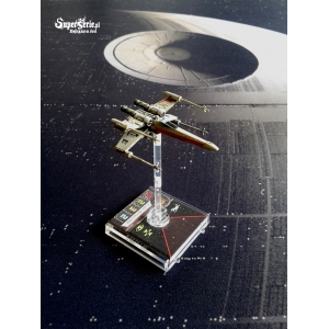 Figurka X-Wing i mata do figurkowej gry bitewnej X-wing - sklep www.superserie.pl