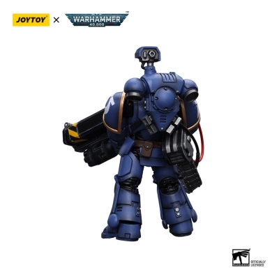 Ultramarines Desolation Marine with Castellan Launcher Superkrak - Figurka JOYTOY 12 cm